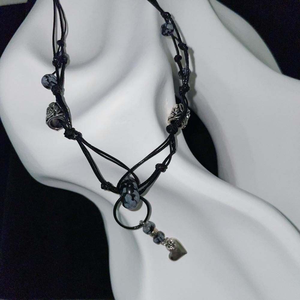 형화 (形花) 설화석 레이어드 유니크 블랙 목걸이