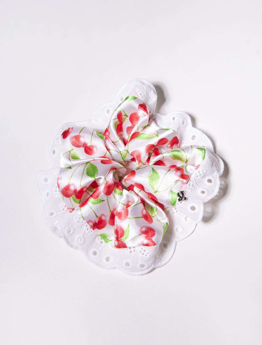 CHERRY SCRUNCHIE