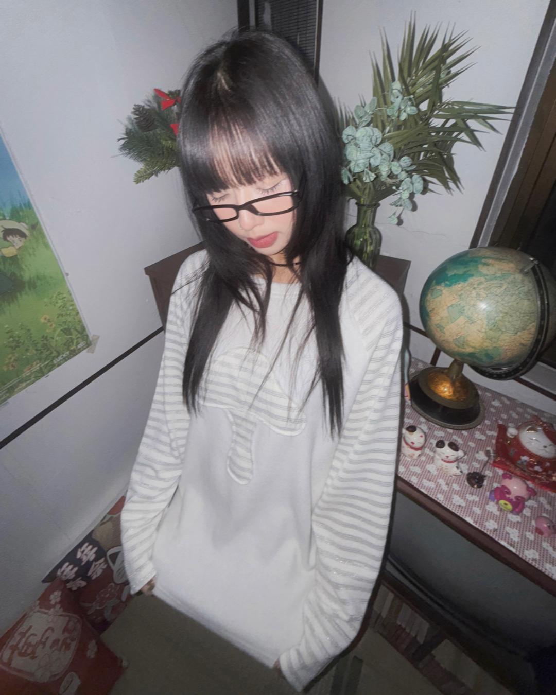 도우치도우치 (3color) 키노코 글리터 스트라이프 니트티