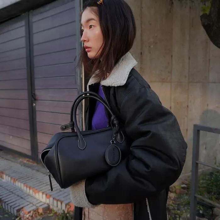 [4차 리오더]POE LEATHER BAG_BLACK