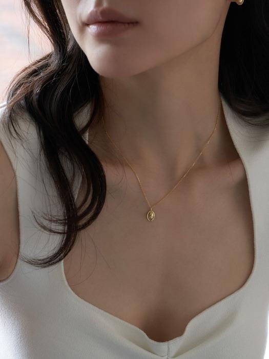 Nouveau. Classic Oval Necklace