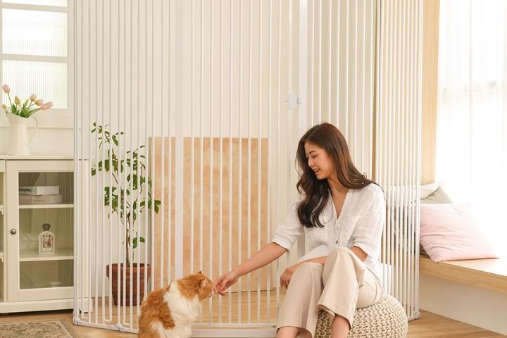 1.8m 세이펫 접이식 강아지 안전문 고양이 방묘문