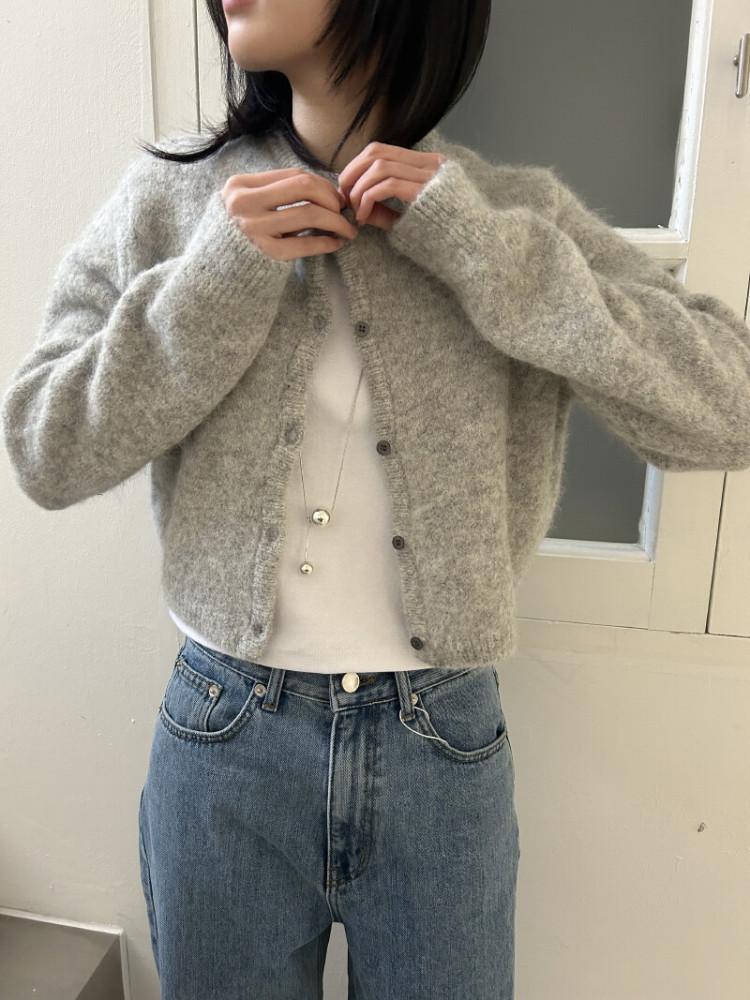 푸어샵 수리알파카 크롭가디건