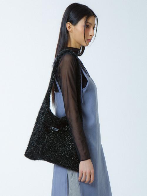 플라넷 니트 숄더백 블랙