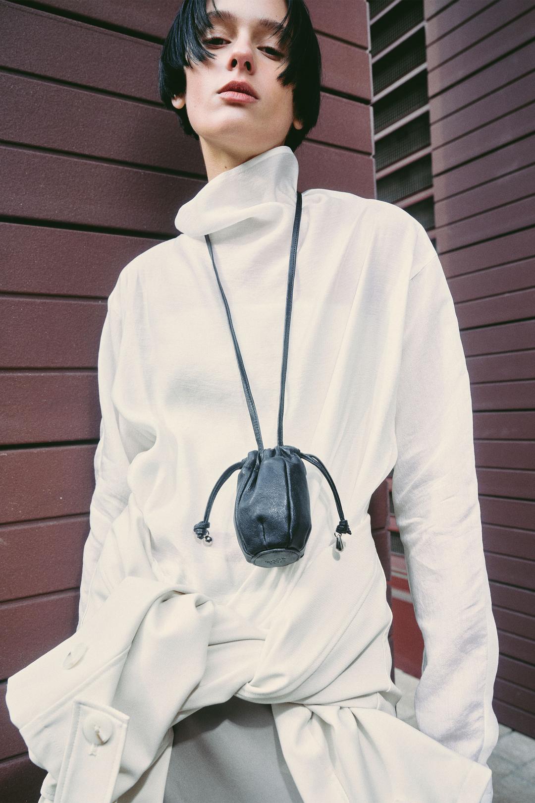 BAY shoulder Mini F011-10