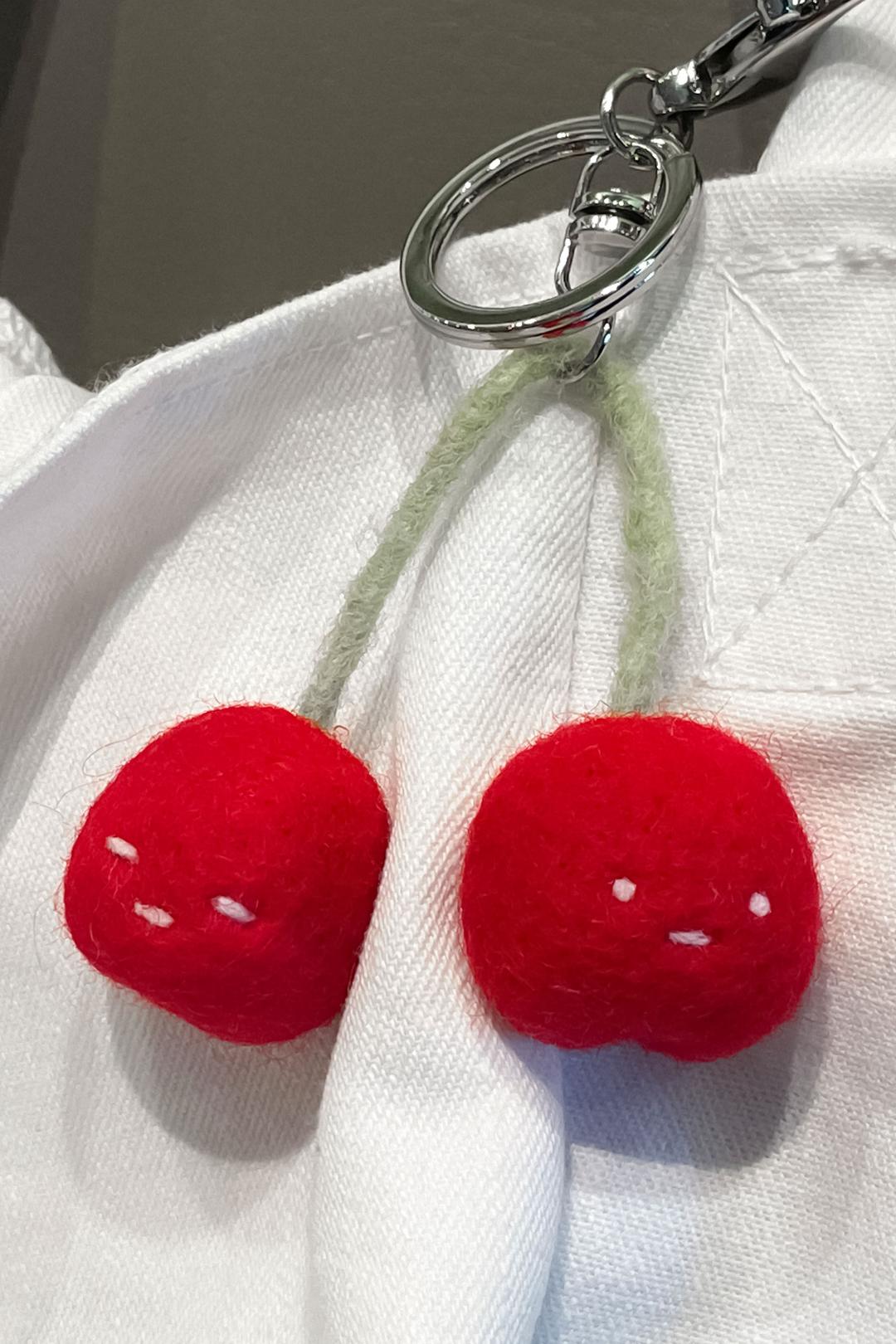 체릐씨와 체뤼씨 양모키링