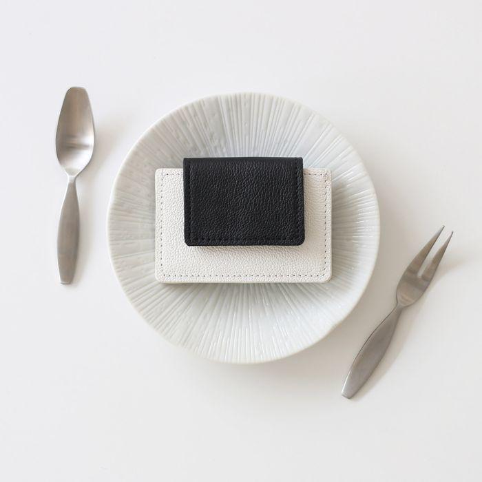 shape of wallet - onigiri