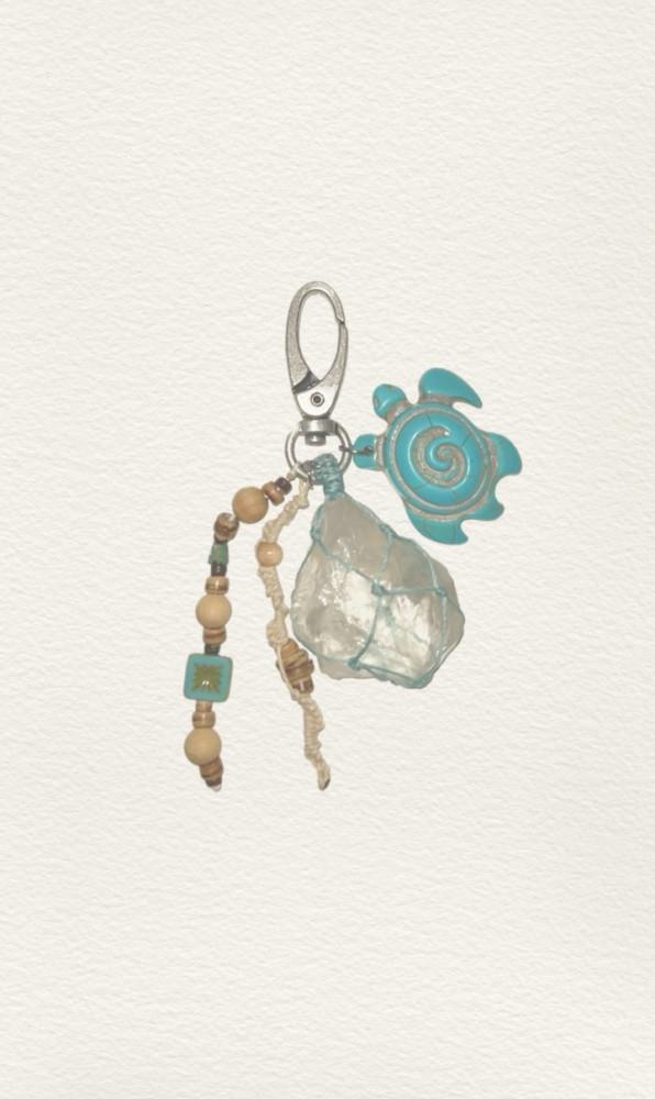 구겨진 물 - stone keyring
