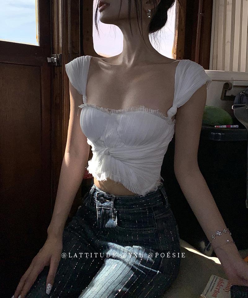 화이트 플리츠 트위스트 크롭탑