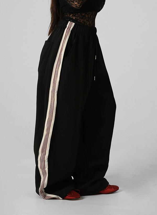 25FW [UNISEX] 트랙라인 코드헴 와이드 팬츠