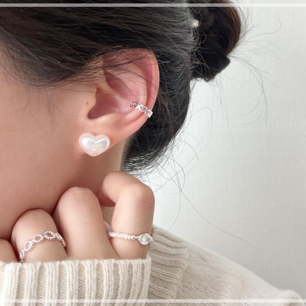 925실버 우유빛깔 오로라 펄 하트 아크릴 진주 은침 스터드 귀걸이 - 3size