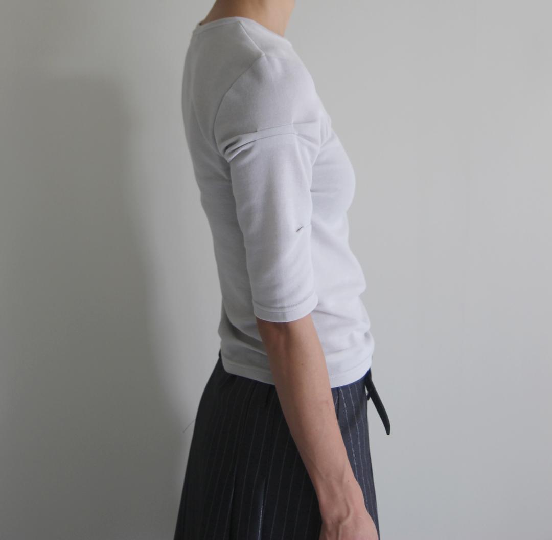 dart detail tee (light grey) 다트 디테일 티