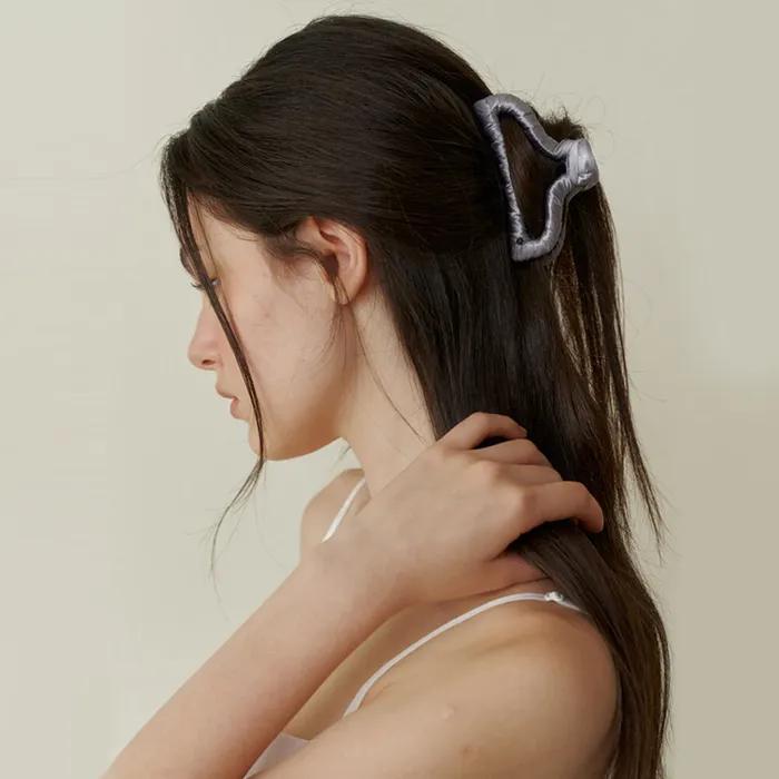 basic middle hair claw - gray