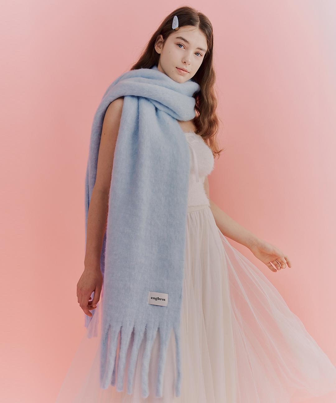 앵브록스 [에스파 카리나 착용] cotton candy muffler_blue