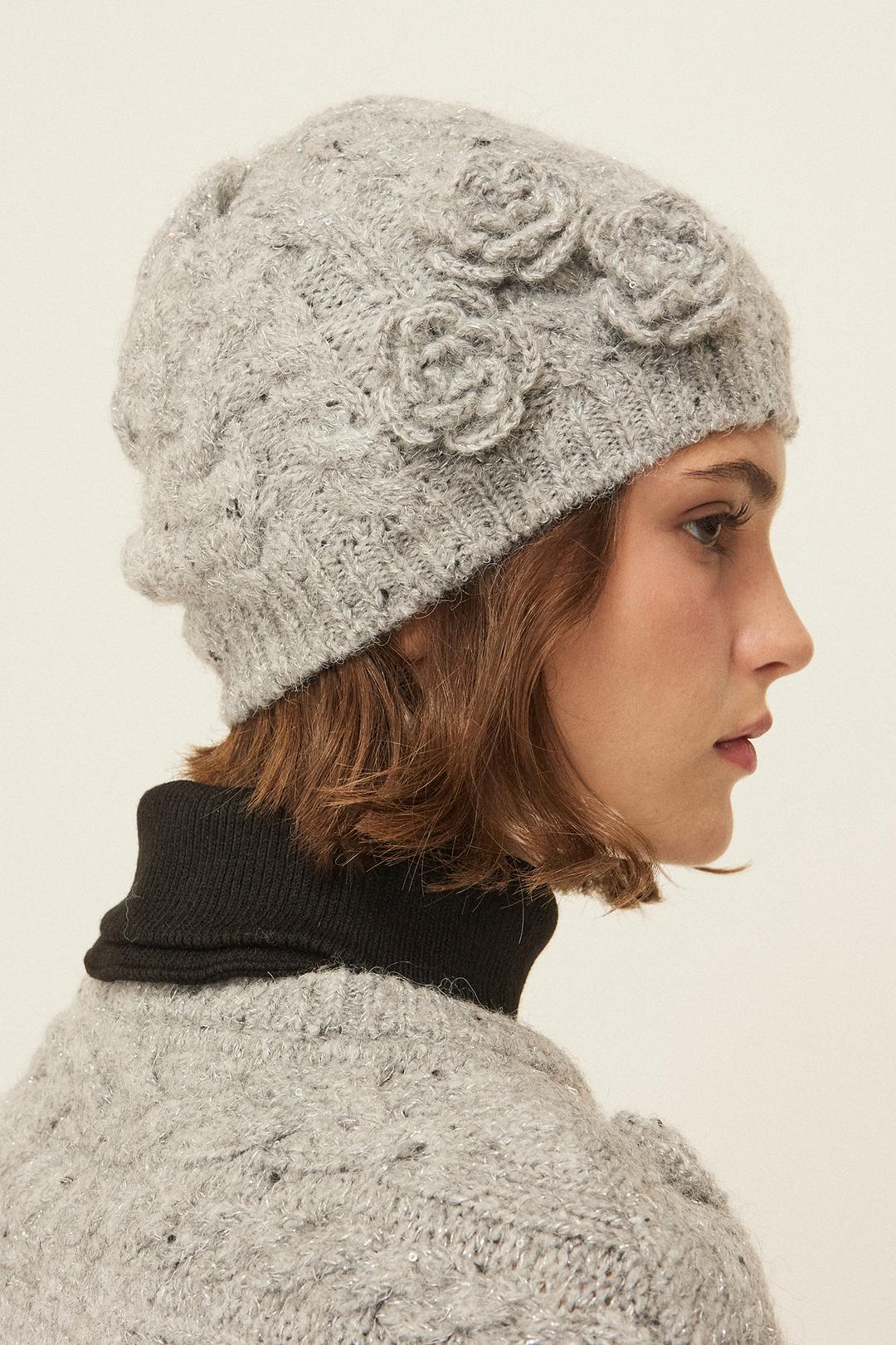 Flower spangle beanie