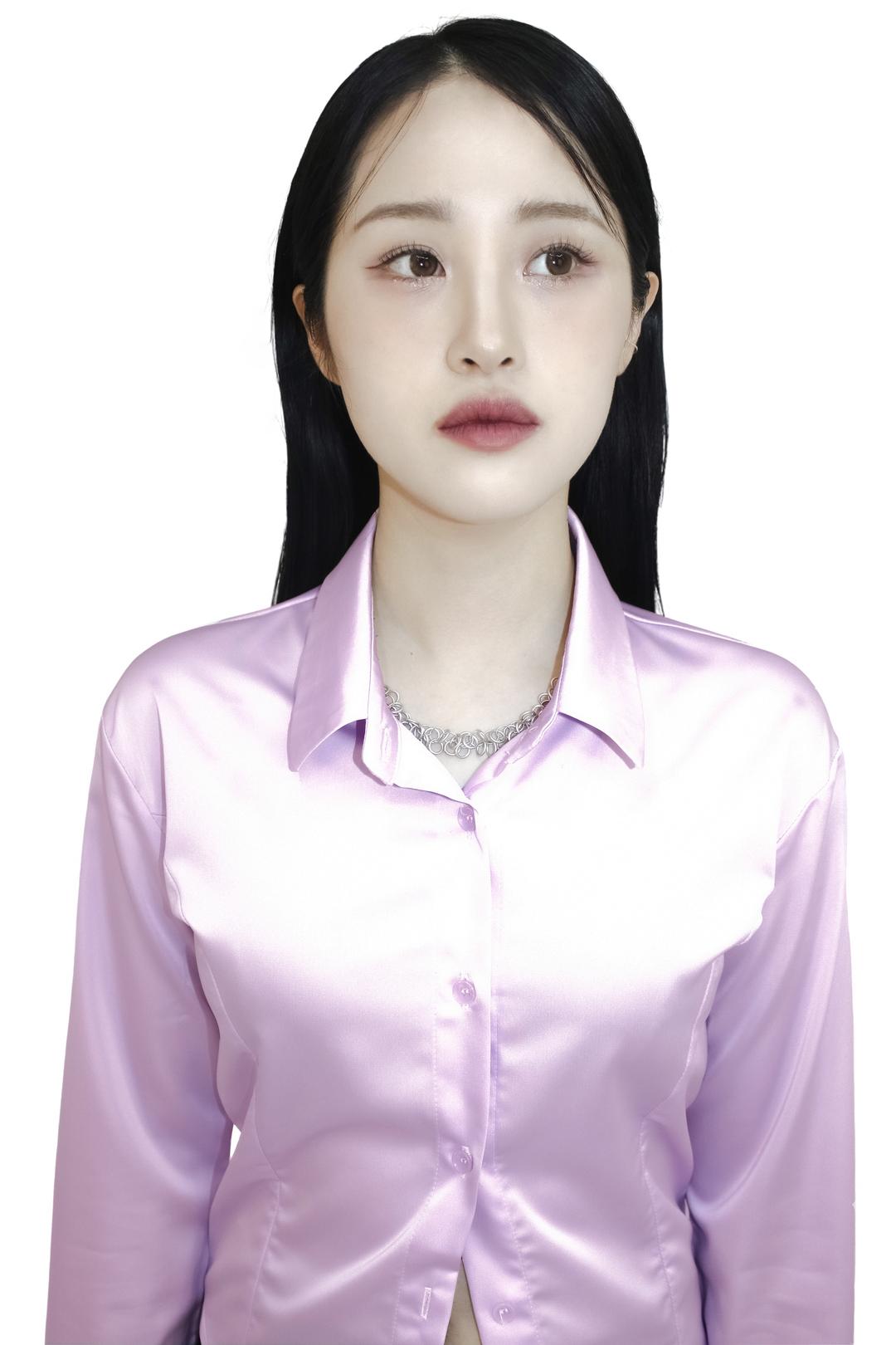 柳綠花紅 Satin line shirt (3color)
