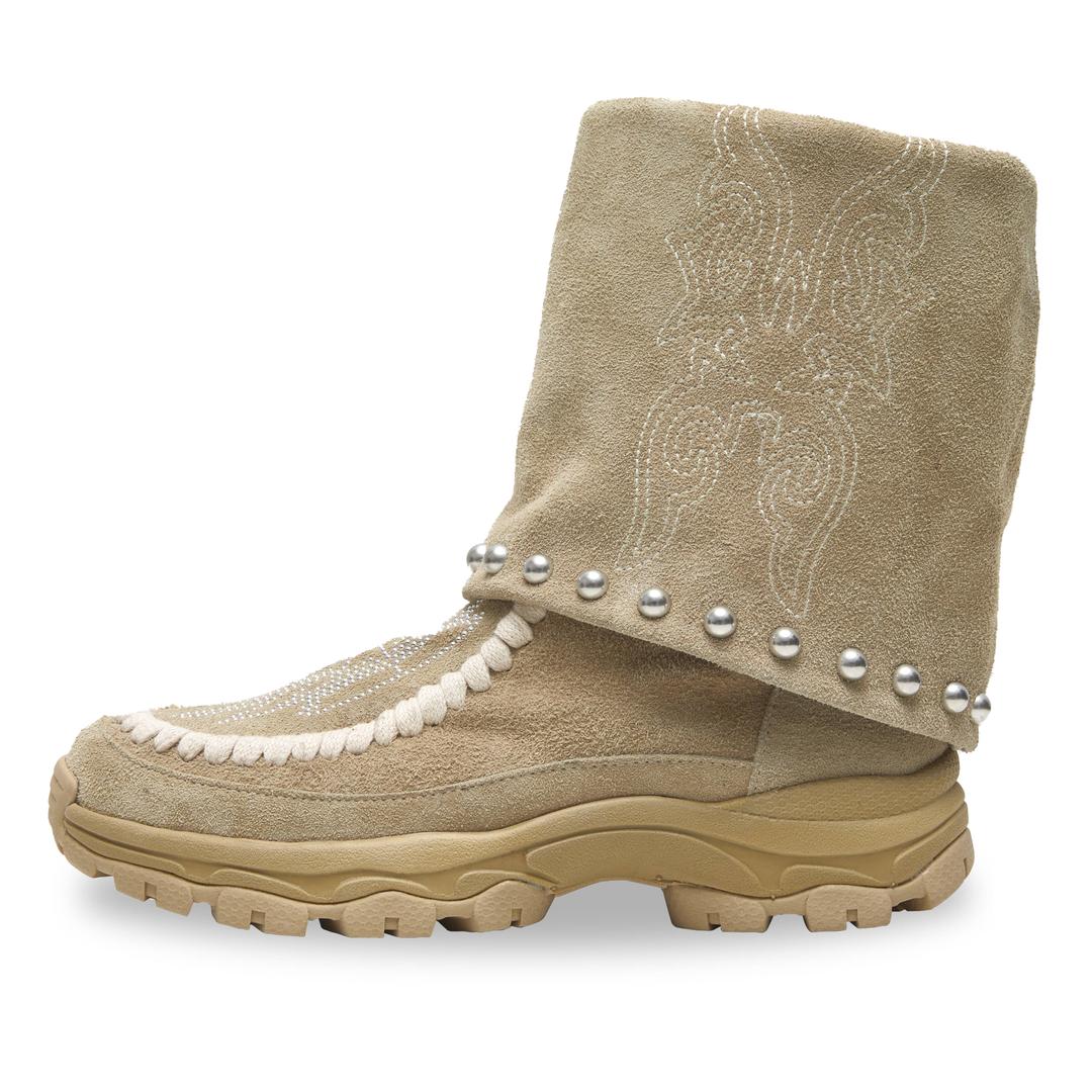 [WESKEN X NOTTZ] WESTERN SYMBOL STUDDED BOOTS "BEIGE\"