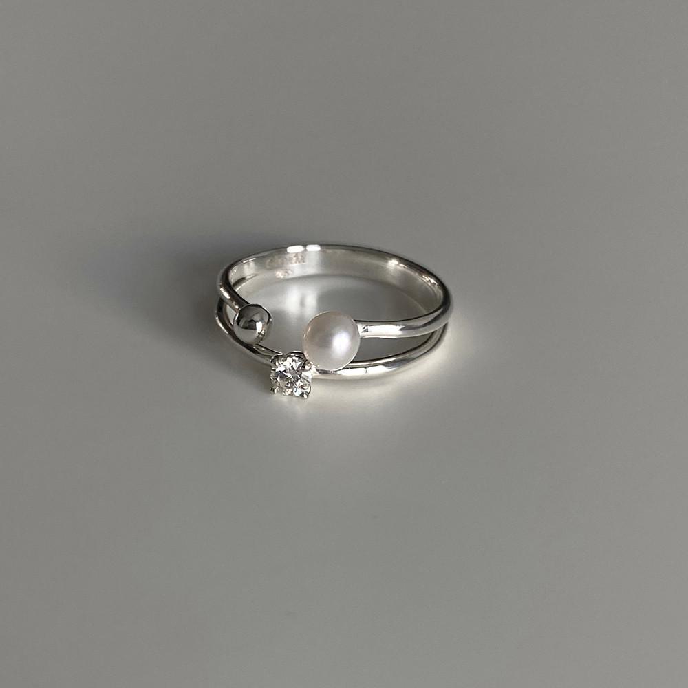 리틀 주얼베리 링 (0.1ct moissanite) 925 silver