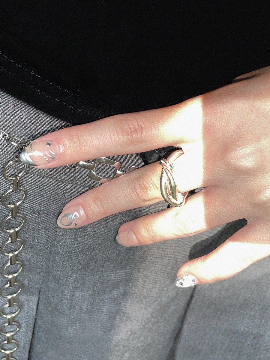 TWINE RING