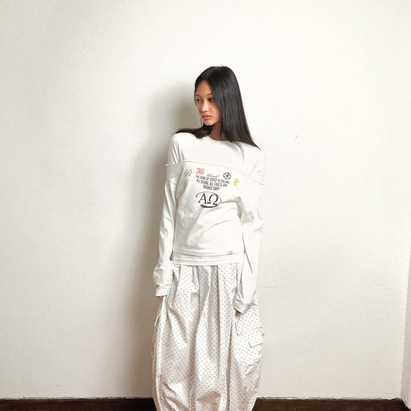 24 off shoulder layered t-shirts