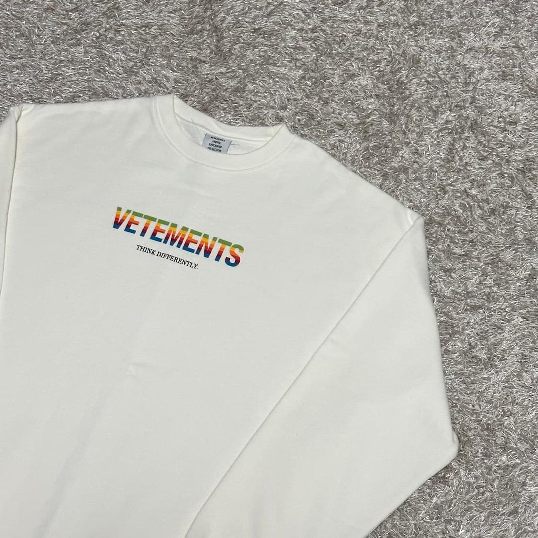 베트멍 레인보우 로고 맨투맨 | 후루츠패밀리