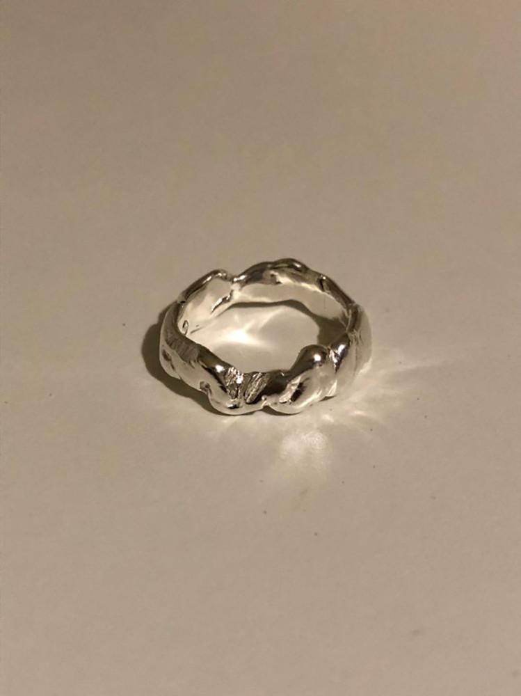 Melt carving ring
