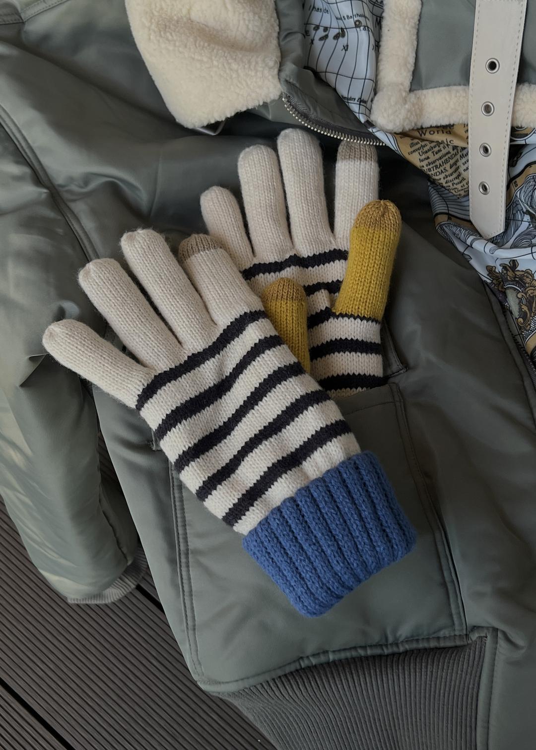 STRIPE KNIT GLOVES