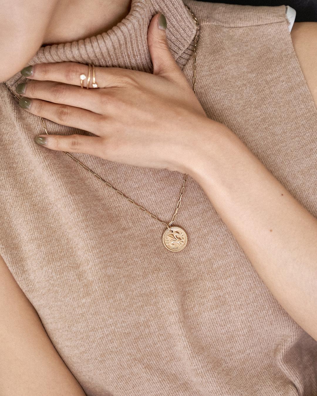 LILY COIN NECKLACE GOLD