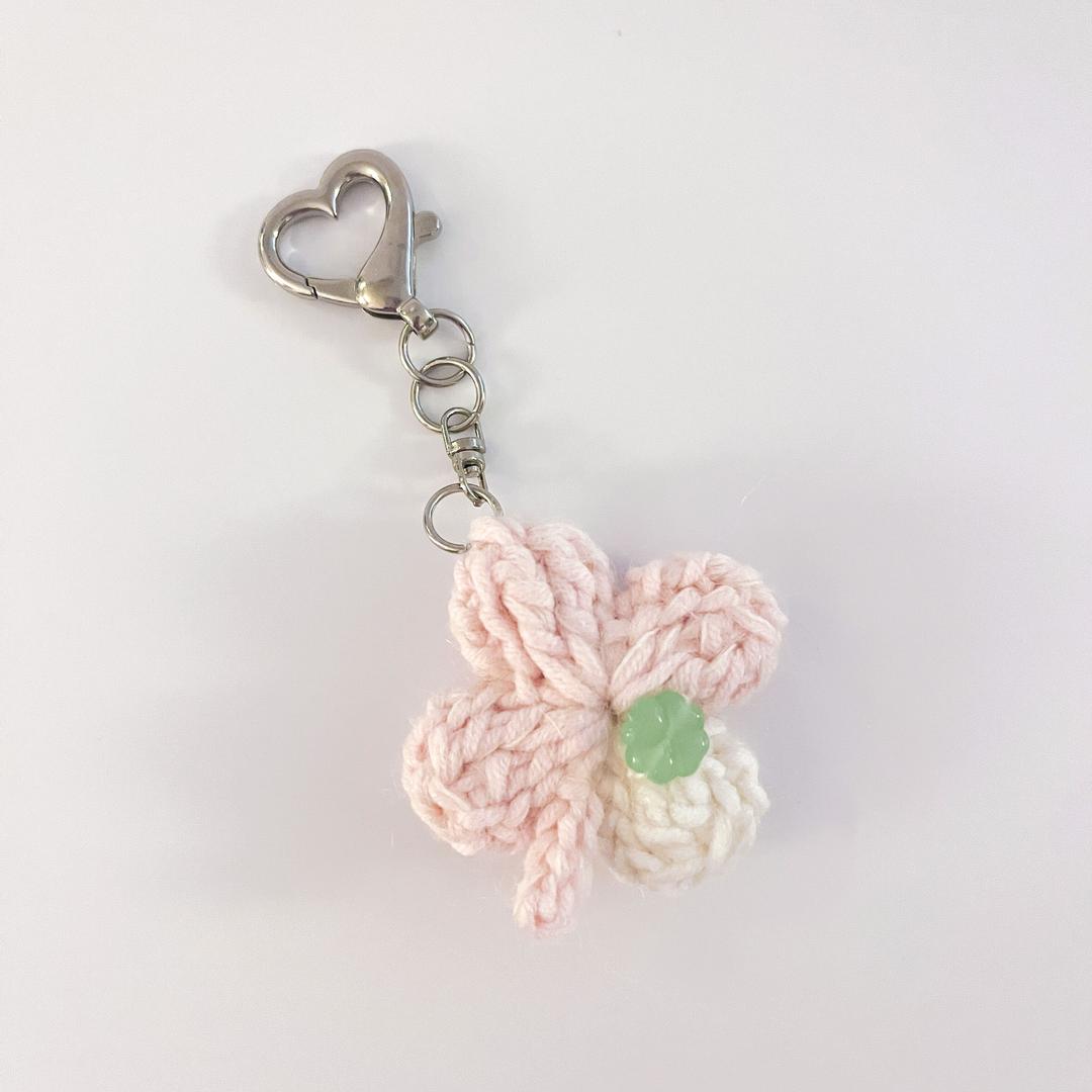 HAPPY in lucky clover