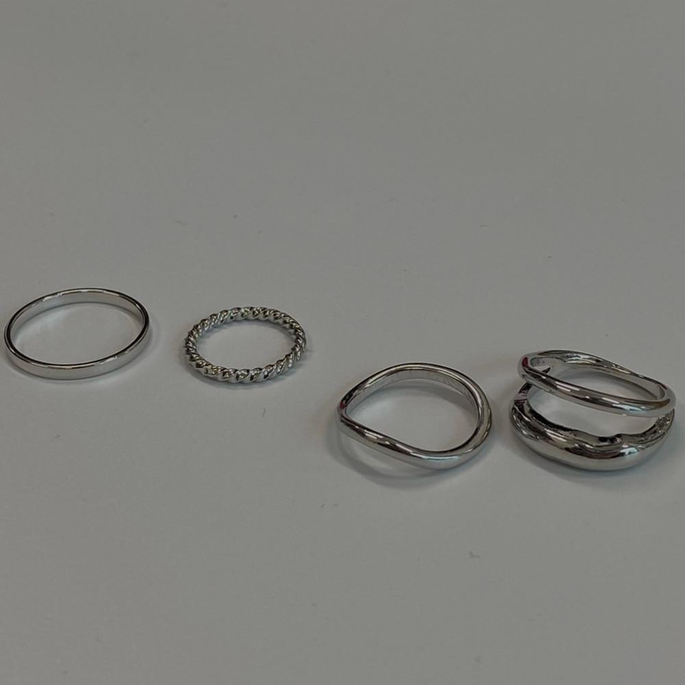 layered ring set