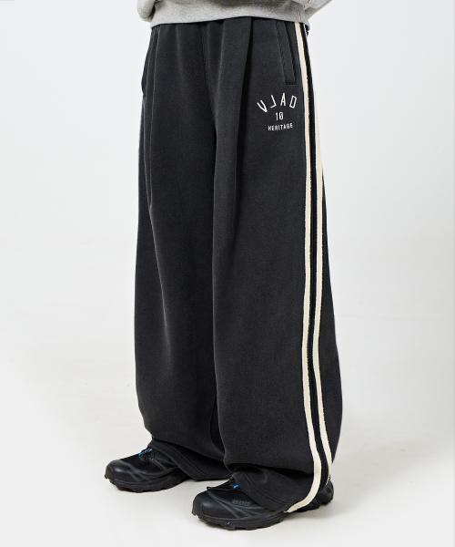 VLAD 원턱 커브드 트랙 스웻 팬츠_피그먼트 차콜
