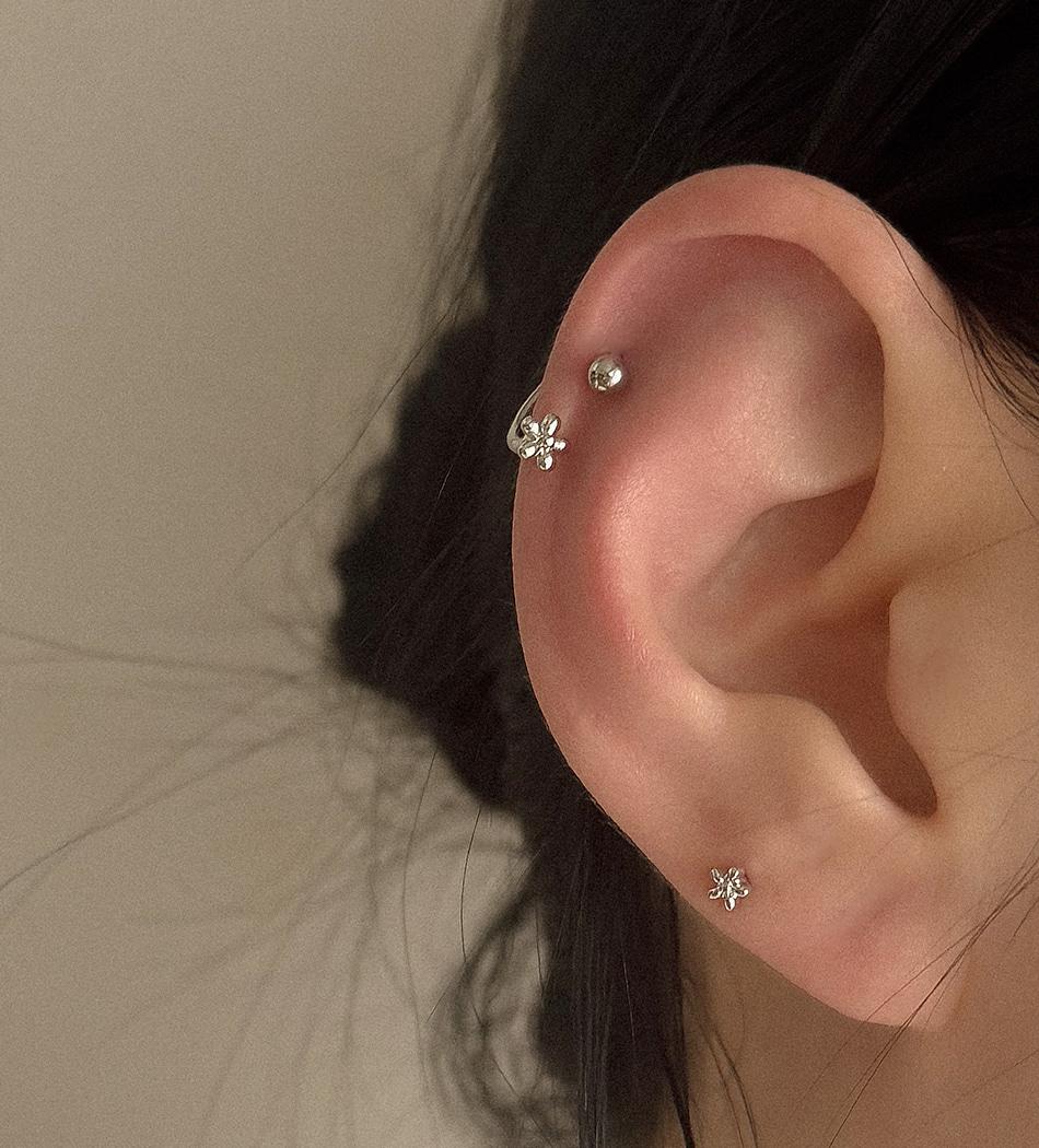 [써지컬] 미니 플라워 커브 피어싱_PC4141