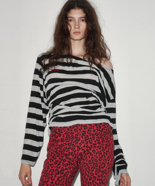 OFF-SHOULDER STRIPE T-SHIRT BLACK