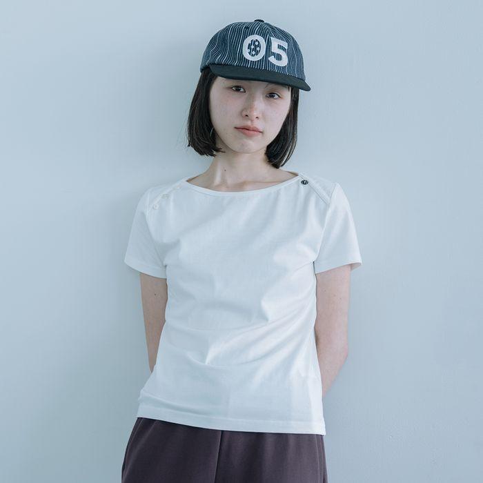 DOT BUTTON T-SHIRT, WHITE
