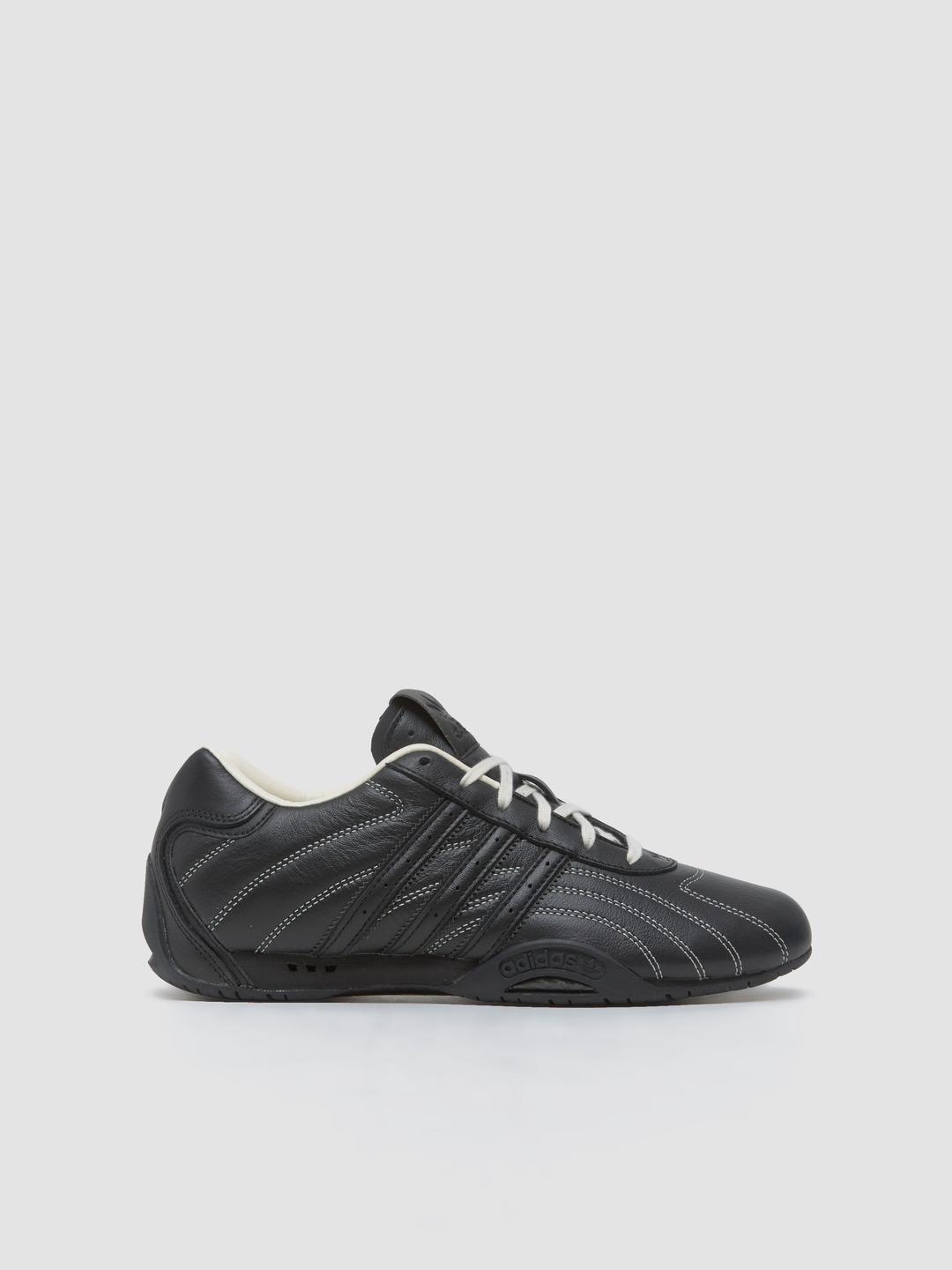 Adidas - Adiracer LO Sneaker in Black & Cream White - JS1559