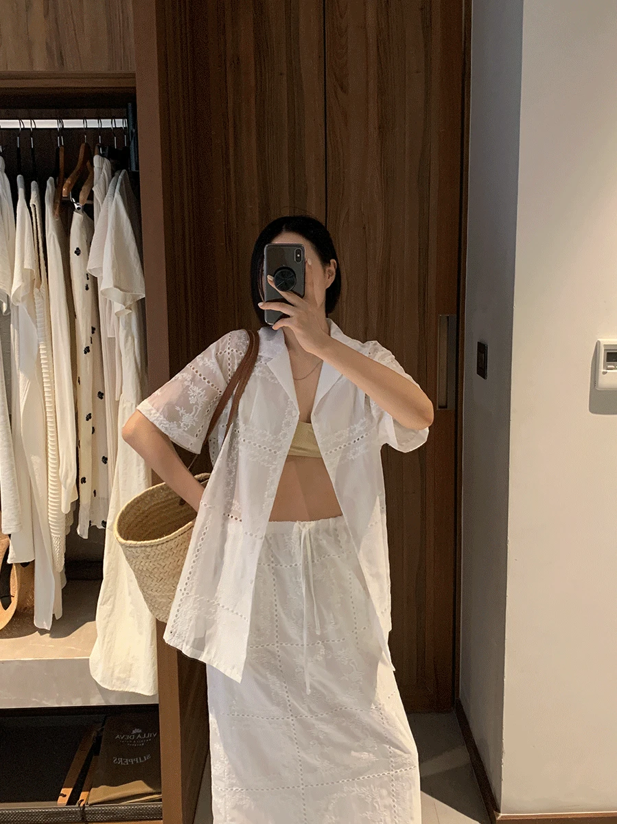 멜리아 shirt