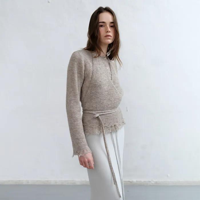 RAW EDGE HALTER KNIT [BEIGE]