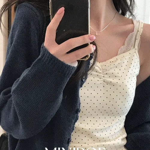 [early spring 👚⭐][MADE] 도트 셔링 슬리브리스 (3color)
