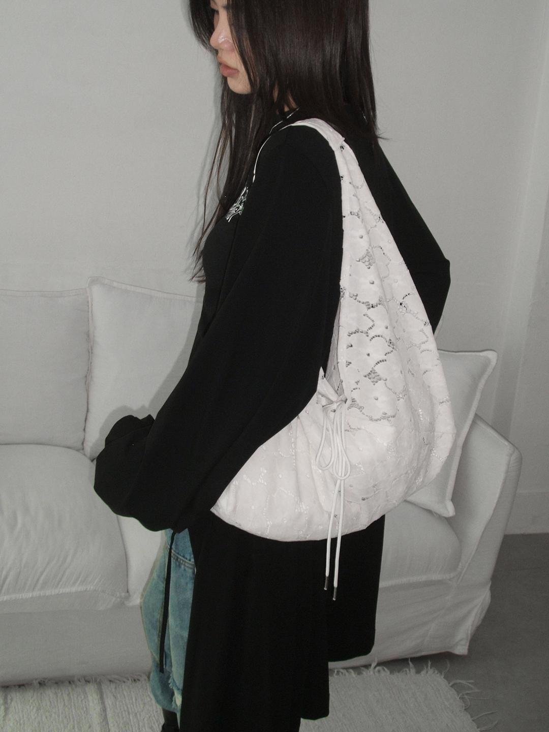 Jeanne Suede Shoulder Bag_Ivory