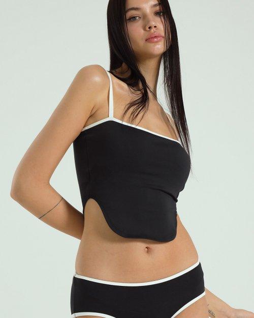 라인 딥사이드 비키니브라