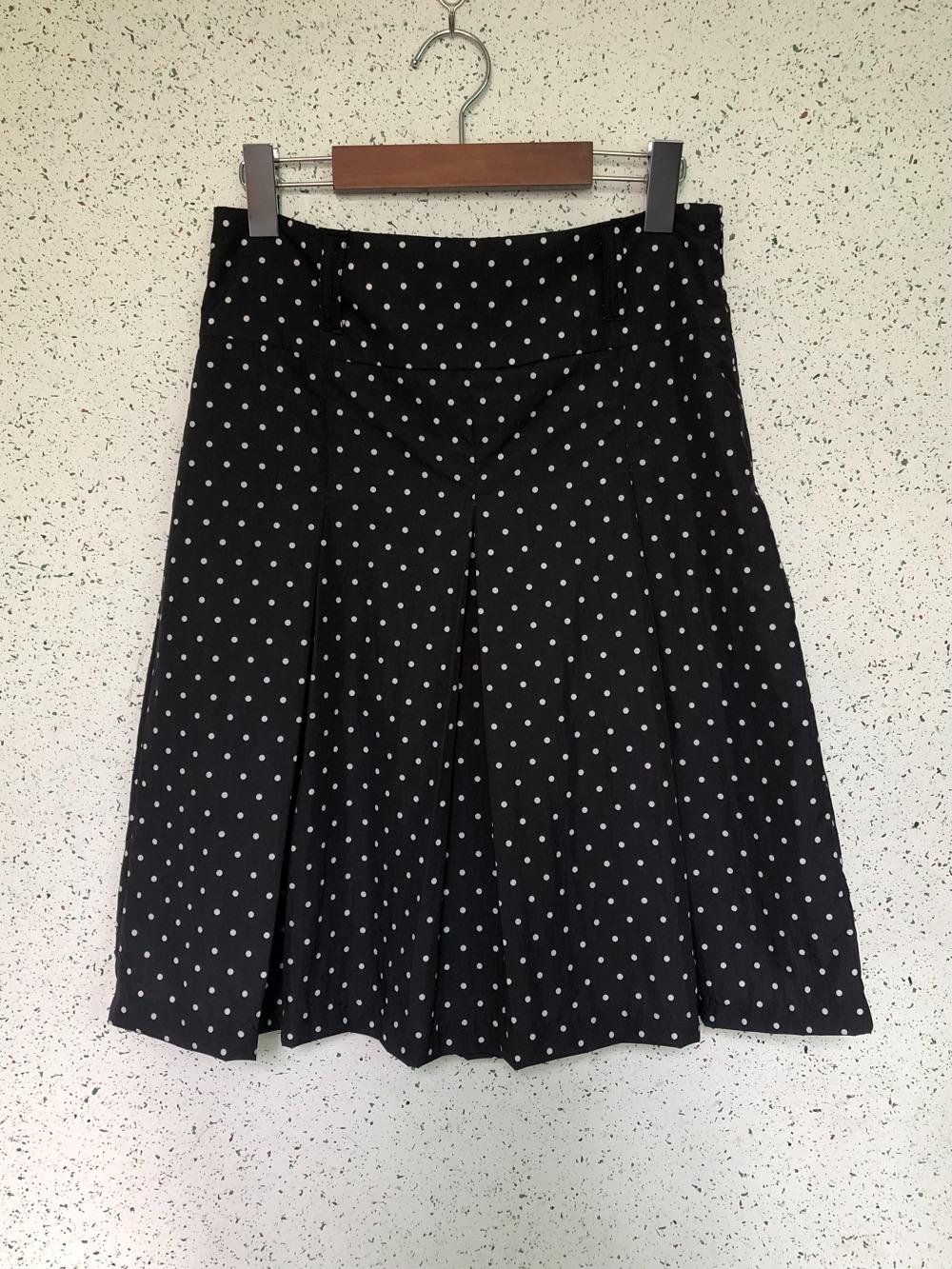 도트 플리츠 스커트