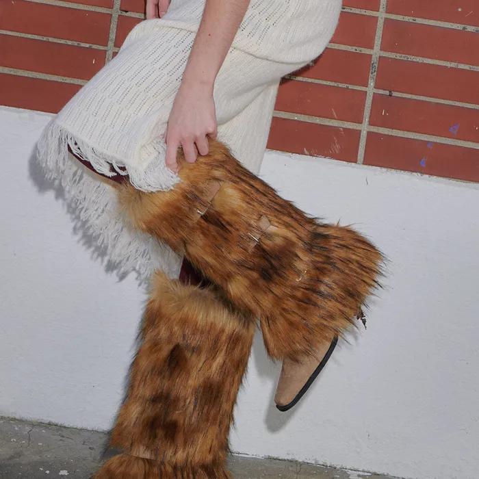 Bernard 버나드 포인티드 미드힐 퍼 버클 롱 부츠 I 2-WAY