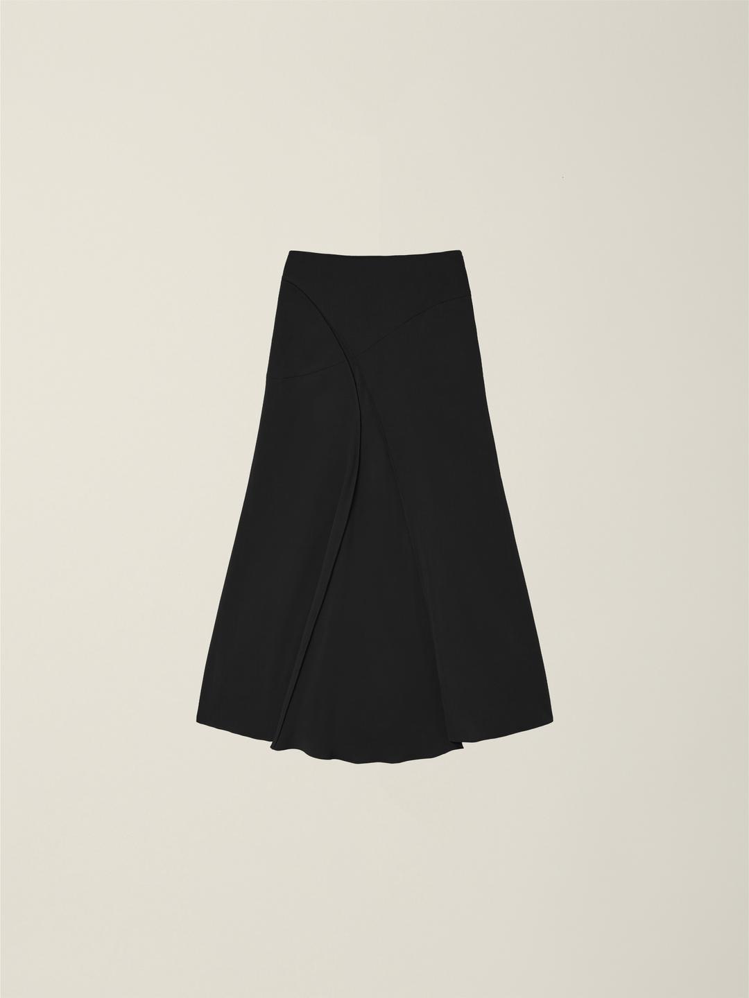 OBLIQUE CUT LONG SKIRT  BLACK
