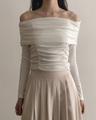 wrinkle shirring off shoulder tee (2color)