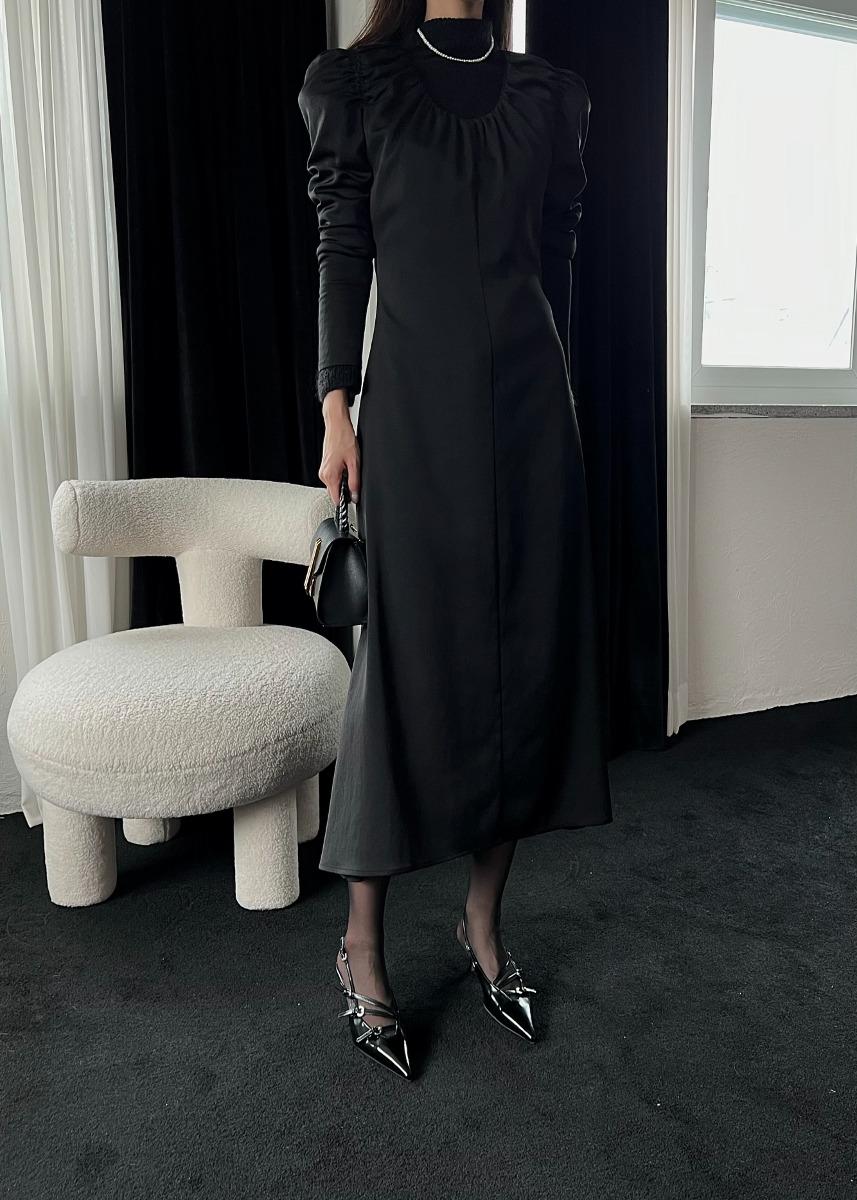 ETOFFE Shirring Matte Satin Dress