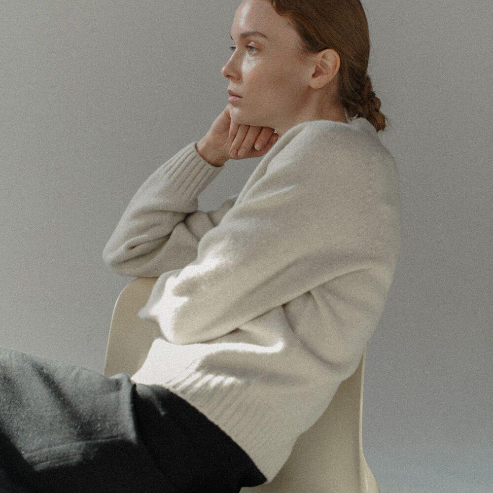 Wholegarment Pure Wool Knit (Oatmilk)