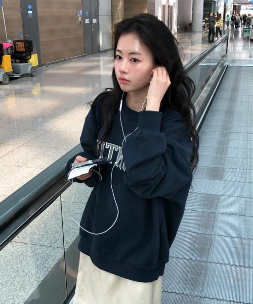 위드아웃 스웻셔츠_네이비