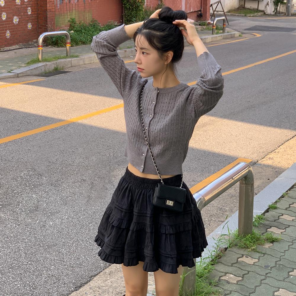 언니가간다 도톰벨벳핏✨소프트무광 플링 플레어 스커트 / 레이스 버전추가 - 무광 속바지 안감 미니 허리밴딩 프릴 겨울 미니 부들 밴딩 핏 도톰 캉캉 벨벳 치마바지 위드 레이어드 블프 직잭팟