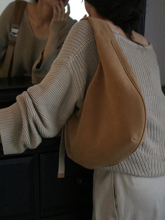[단독]UNBALANCE HOBO BAG_suede camel
