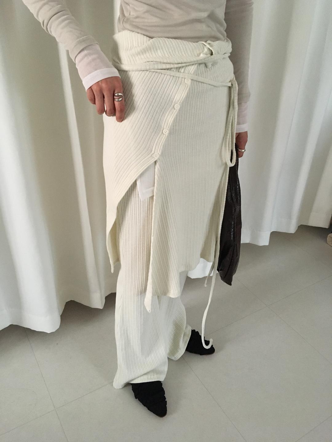 RIBBED LAYERED SKIRT PANTS SET [IVORY]